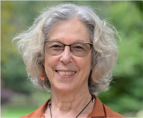 Brenda M Farnell